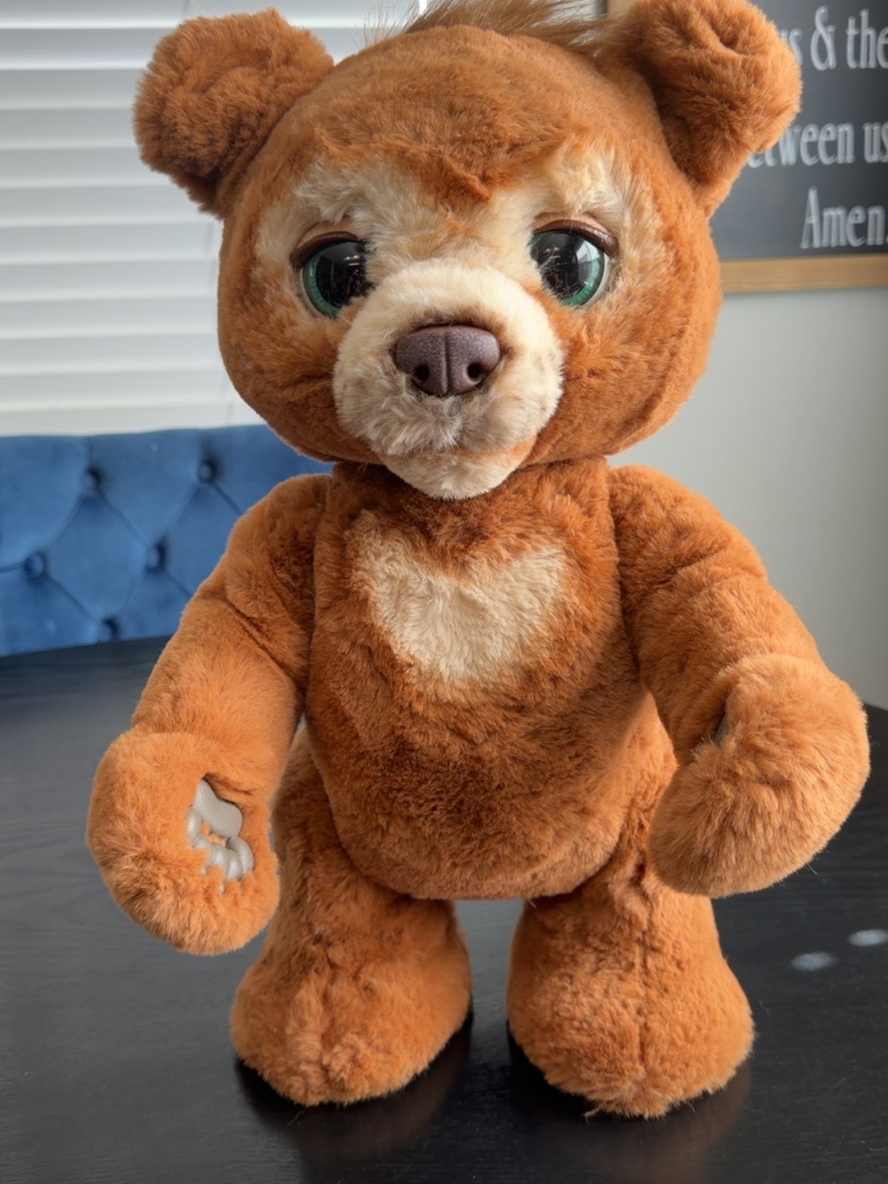 FurReal CUBBY THE CURIOUS BEAR - 17"
Interactive Talking Plush Toy